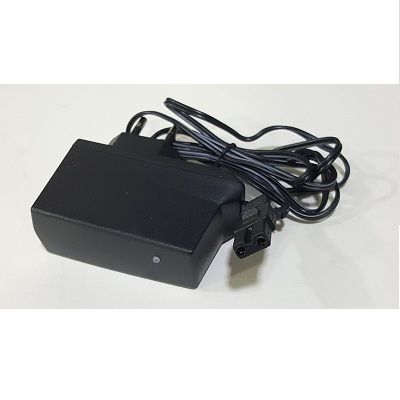 Adaptor 8V Product Image